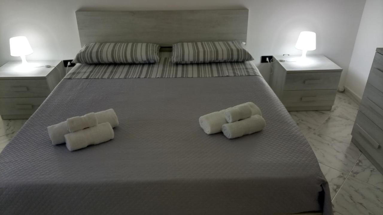 B&B A Casa Di Anto เอโบลิ ภายนอก รูปภาพ