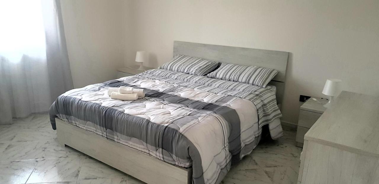 B&B A Casa Di Anto เอโบลิ ภายนอก รูปภาพ