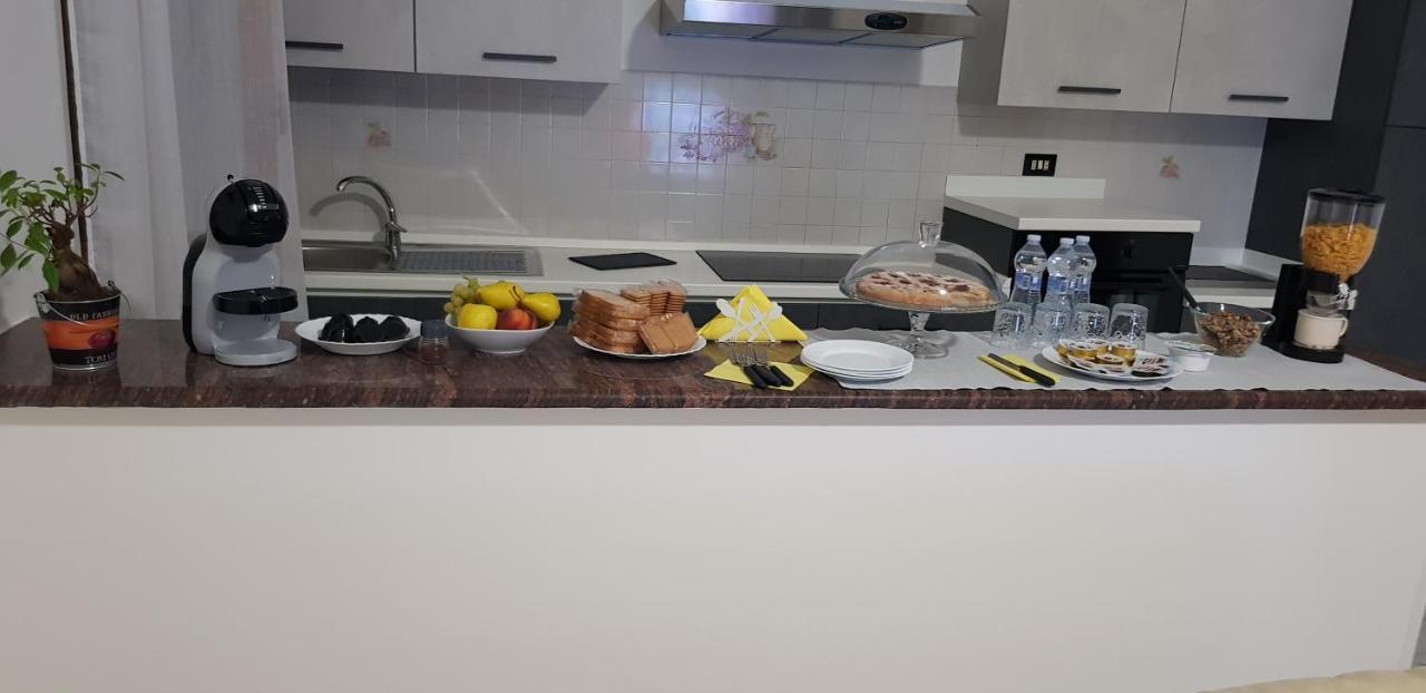 B&B A Casa Di Anto เอโบลิ ภายนอก รูปภาพ