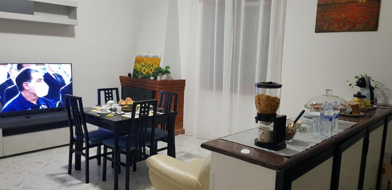 B&B A Casa Di Anto เอโบลิ ภายนอก รูปภาพ